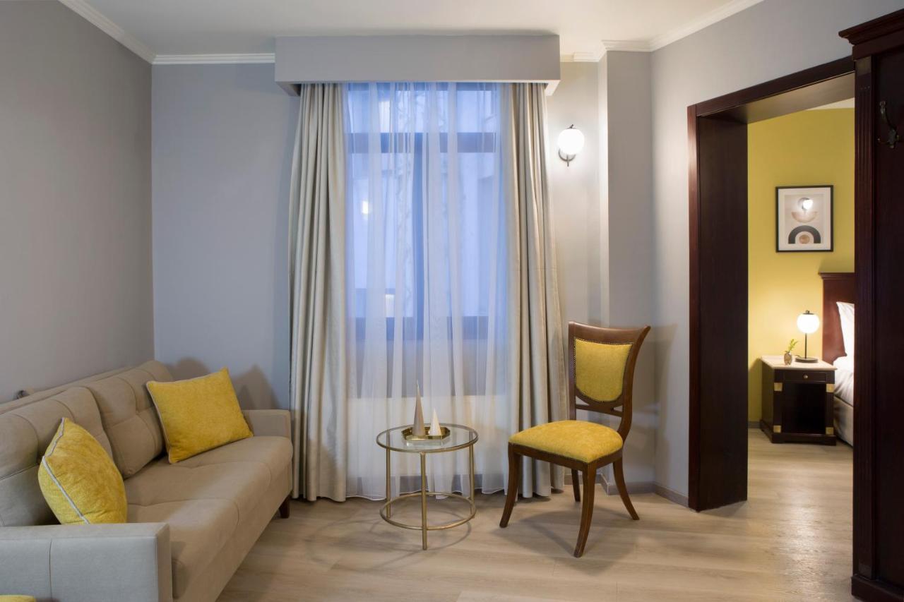 Hotel Venezia by Zeus International Bucarest Esterno foto