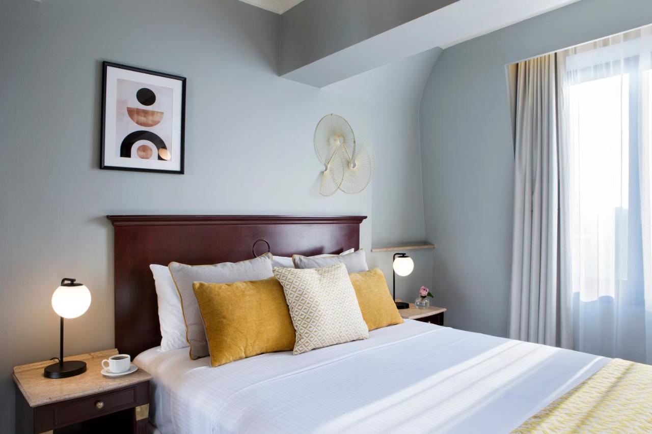 Hotel Venezia by Zeus International Bucarest Esterno foto