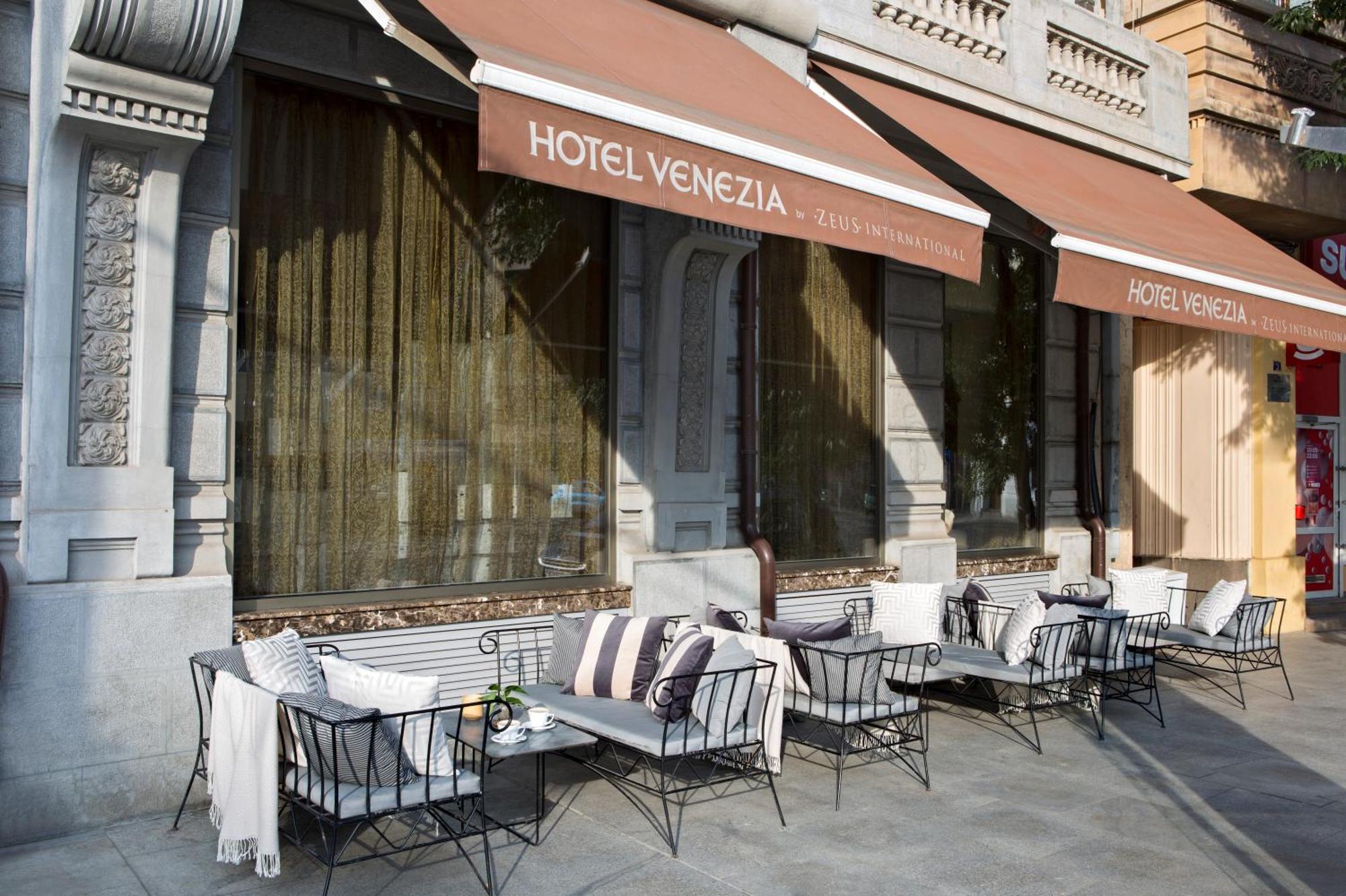 Hotel Venezia by Zeus International Bucarest Esterno foto