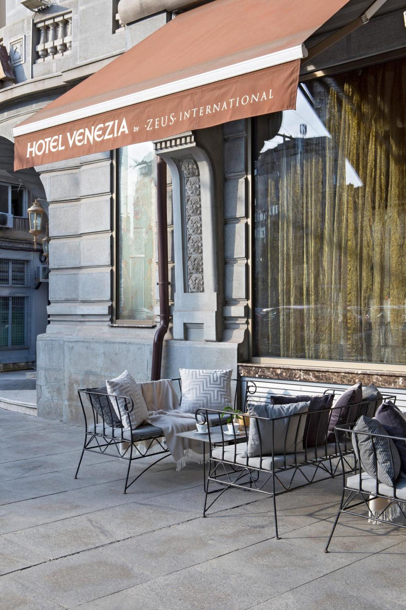 Hotel Venezia by Zeus International Bucarest Esterno foto