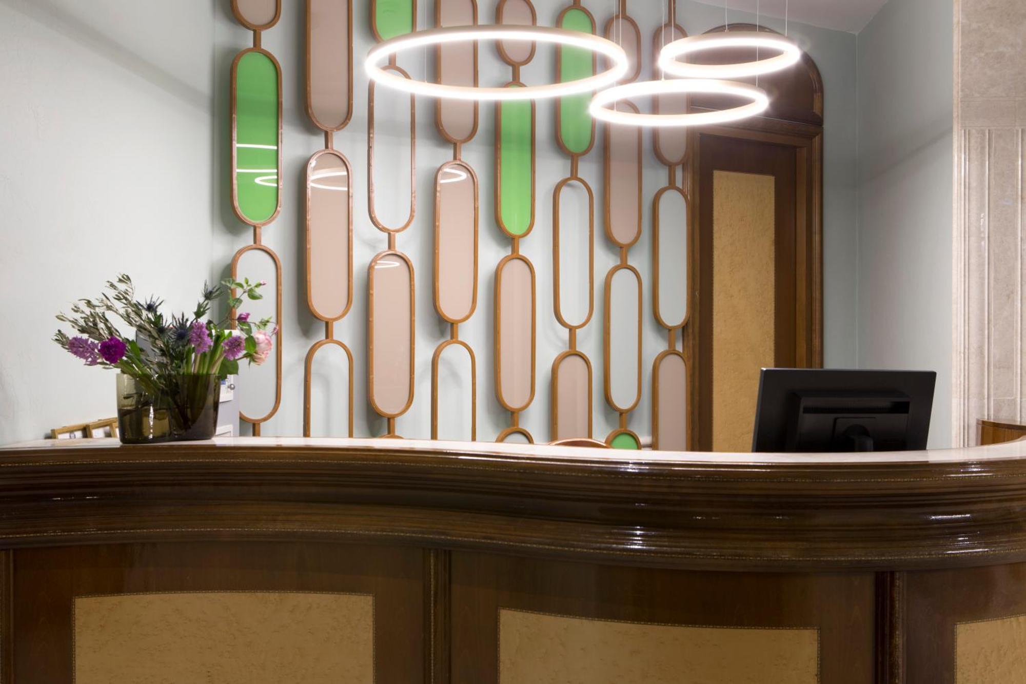 Hotel Venezia by Zeus International Bucarest Esterno foto